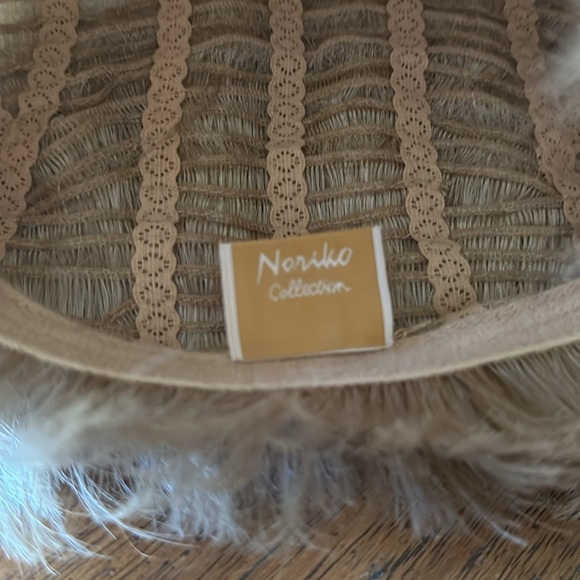 💯Noriko Collection By Aderans, Wig, creamy blond, brand new, never warn!💯 - Picture 8 of 11